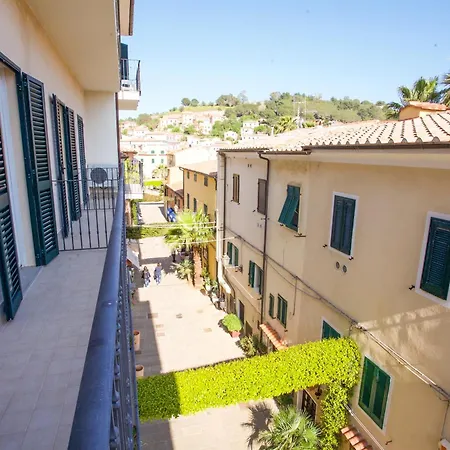 Nel Cuore Di - Goelba Appartement