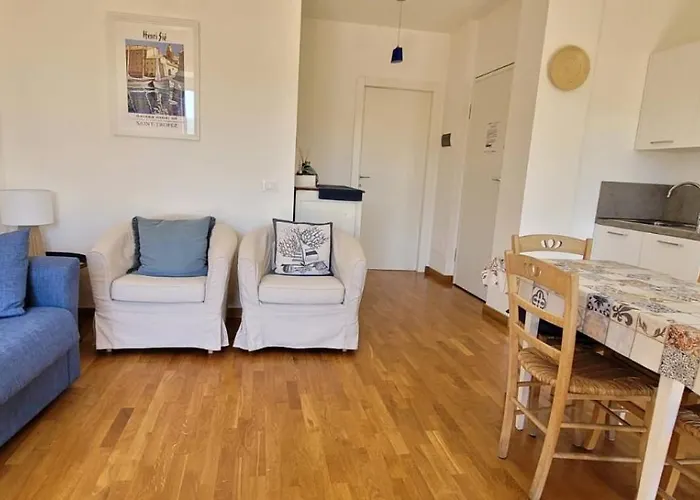 Nel Cuore Di - Goelba * Porto Azzurro